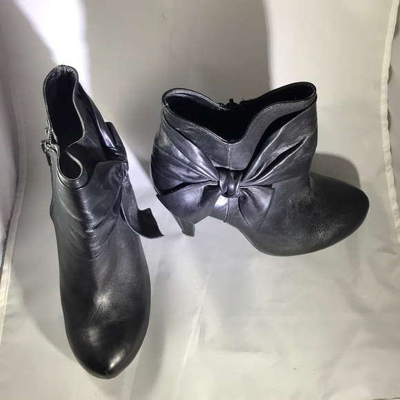 Gianni Bini Black Leather Ankle Boots Size 7.5M - Picture 5 of 8